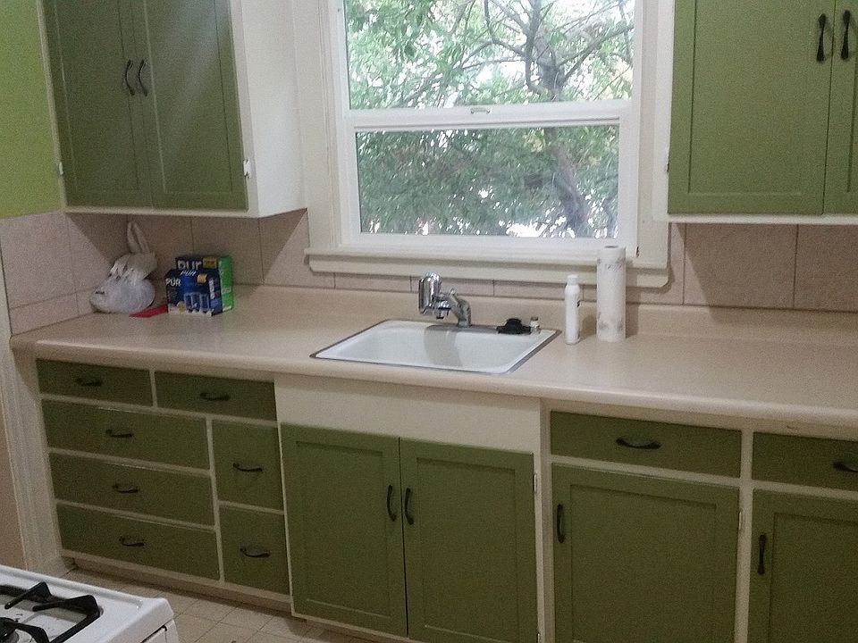 2nd image of 2050 Bonifacio St