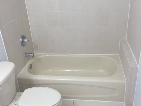 4th image of 6540 NW 114th Ave APT 1434