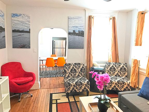 4th image of 37 Telegraph St APT 1