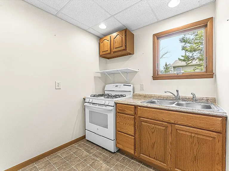 2301 E Lake Mitchell Dr #1 — Photo 21
