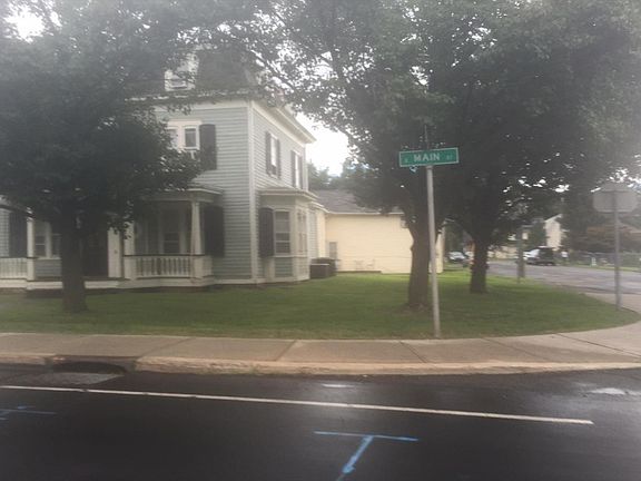 3rd image of 53 E Main St