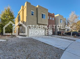 8 Carson Valley Way, Santa Fe, NM 87508