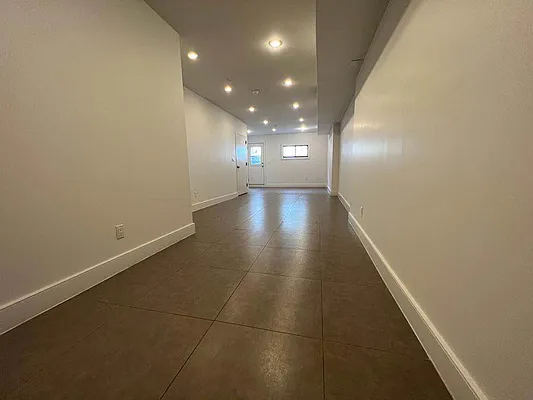 Rented by Oxford Property Group | media 26