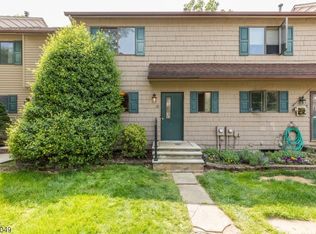 12 Indian Spring Ln #12, High Bridge, NJ 08829