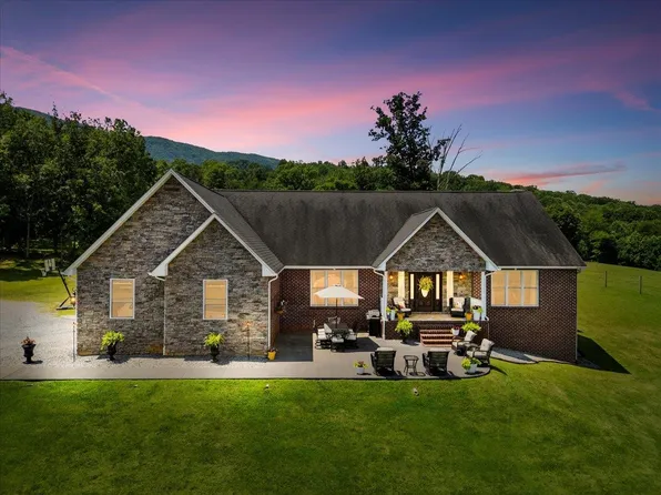 398 Penvir Rd, Narrows, VA 24124