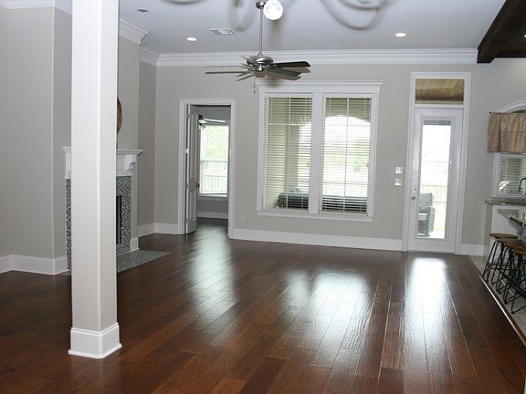 2nd image of 119 Turnmill Dr