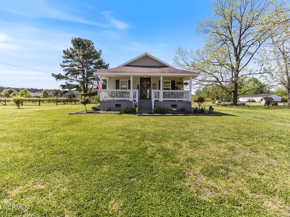 4367 M M Ray Road, Clarendon, NC 28432