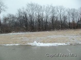 1632 Hoechester Rd, Springfield, IL 62712