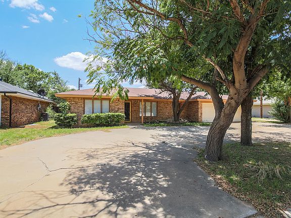 2nd image of 308 Sandalwood Ln