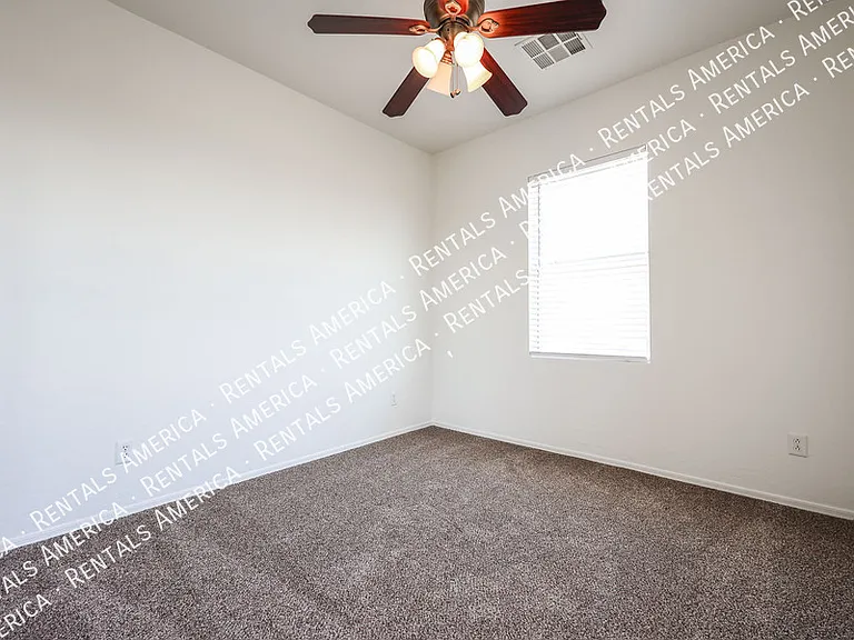 747 N Port Dr — Photo 19