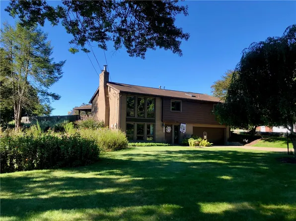 2660 Miller Dr, Allison Park, PA 15101