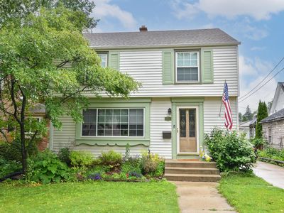 2129 North 86th STREET, Wauwatosa, WI, 53226