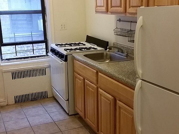 3rd image of 590 Ocean Ave APT 4A
