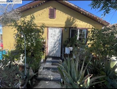 1243 85th Ave, Oakland, CA, 94621