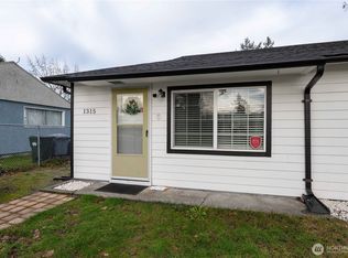 1315 118th St S, Tacoma, WA