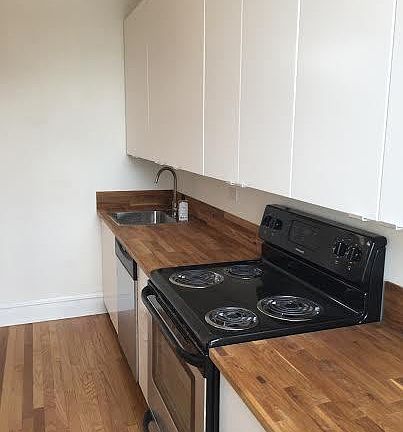 5th image of 5855 Sawyer Rd #2