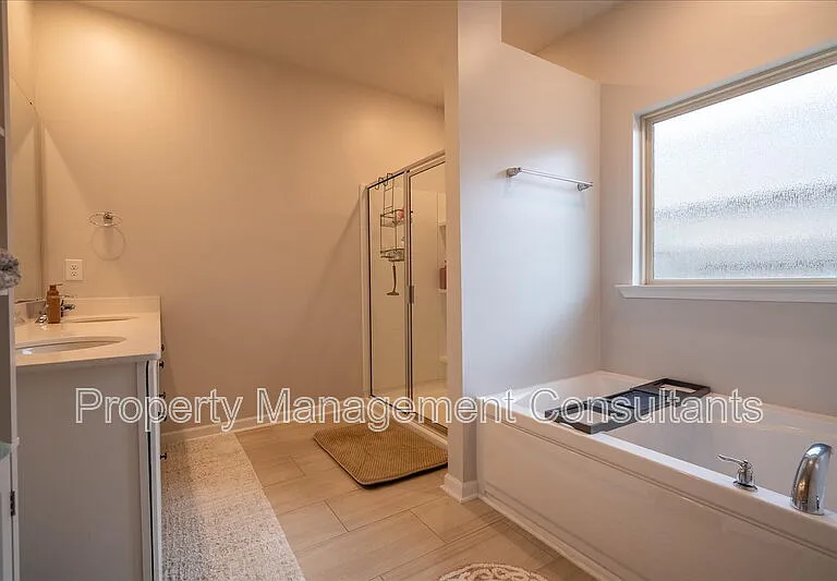 16246 Water Mill Rd — Photo 14