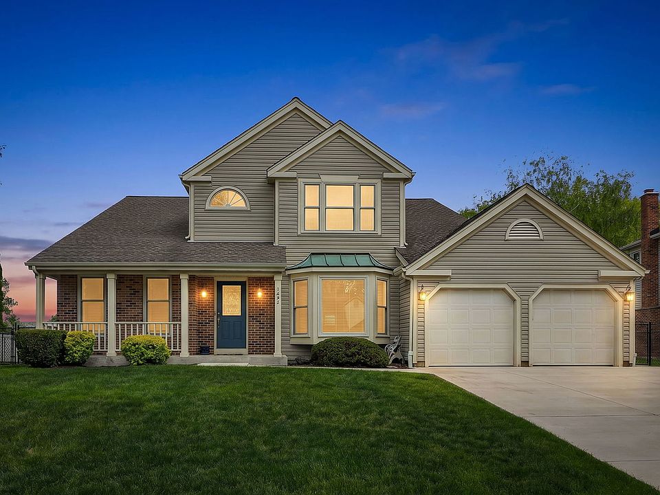 1st image of 1694 Hampshire Dr