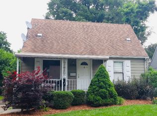 3300 Edgeworth St, Ferndale, MI 48220