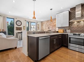 227 4th St, Jersey City, NJ