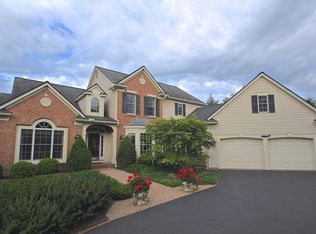 3 Grandhill Way, Pittsford, NY 14534