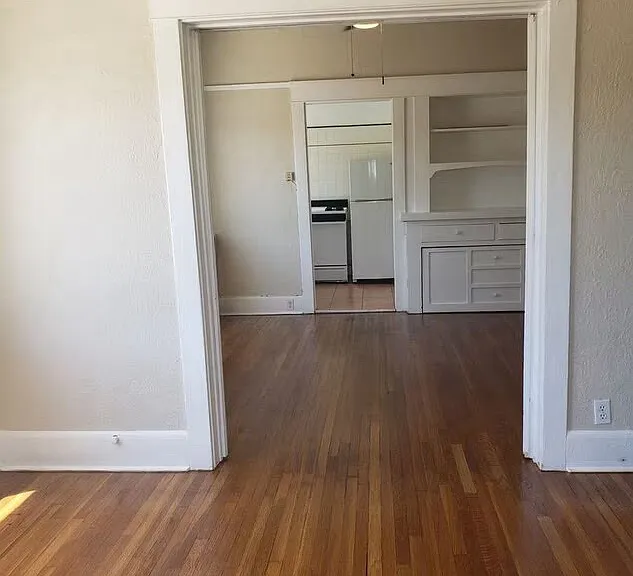630 W Washington St #1 — Photo 6