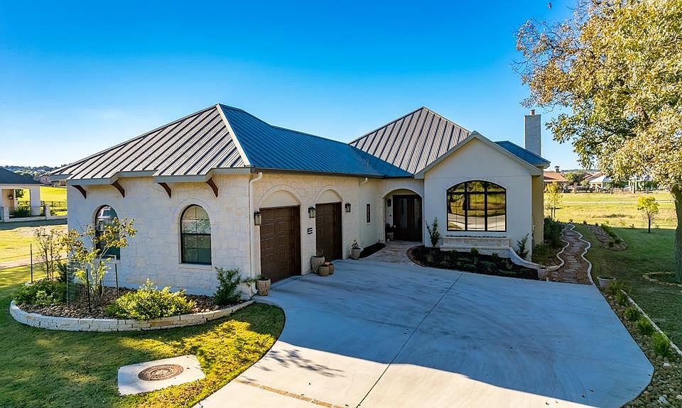 1st image of 3104 Pinnacle Club Dr