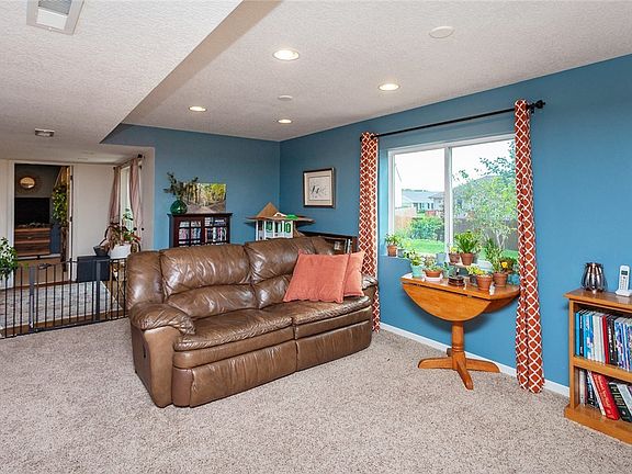 4th image of 497 Morning Dove Blvd