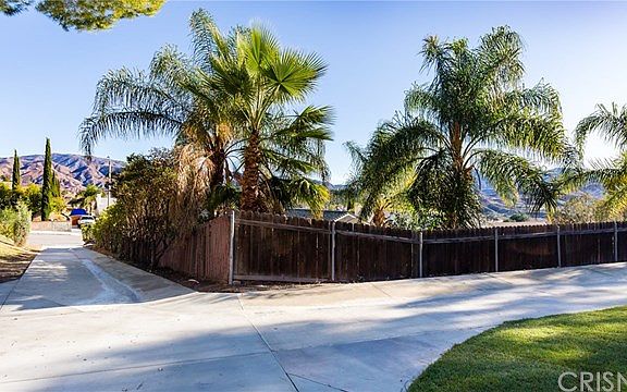 4th image of 28351 Winterdale Dr