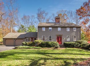 71 Evergreen Ln, Glastonbury, CT 06033