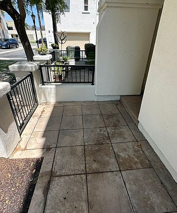 2nd image of 130 Beach Side Ct