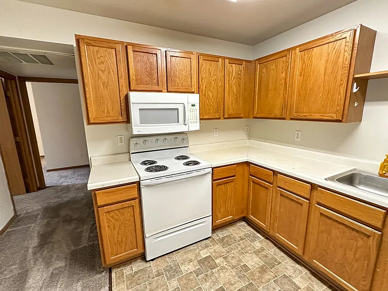 3426 Orion Dr — Photo 36