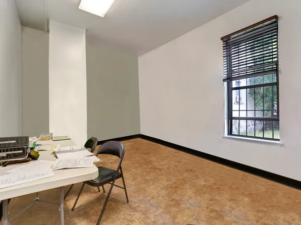 213 Johnson Avenue MX image 12 of 13
