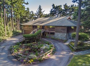 2267 Cedar Hollow Ln, Coupeville, WA 98239