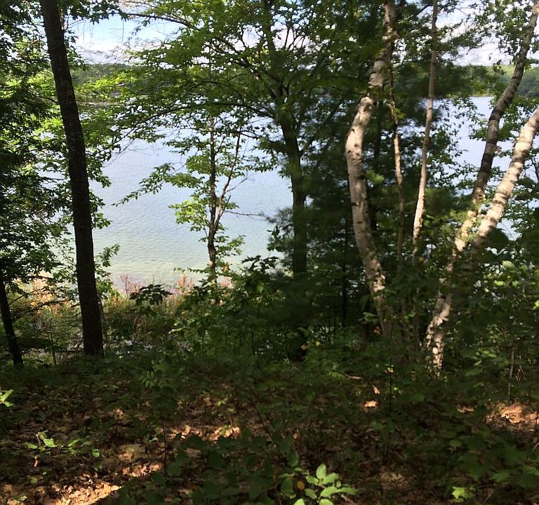 2nd image of 6196 Little Twin Lake Rd NE