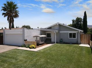 2352 E Bryson Pl, Simi Valley, CA 93065