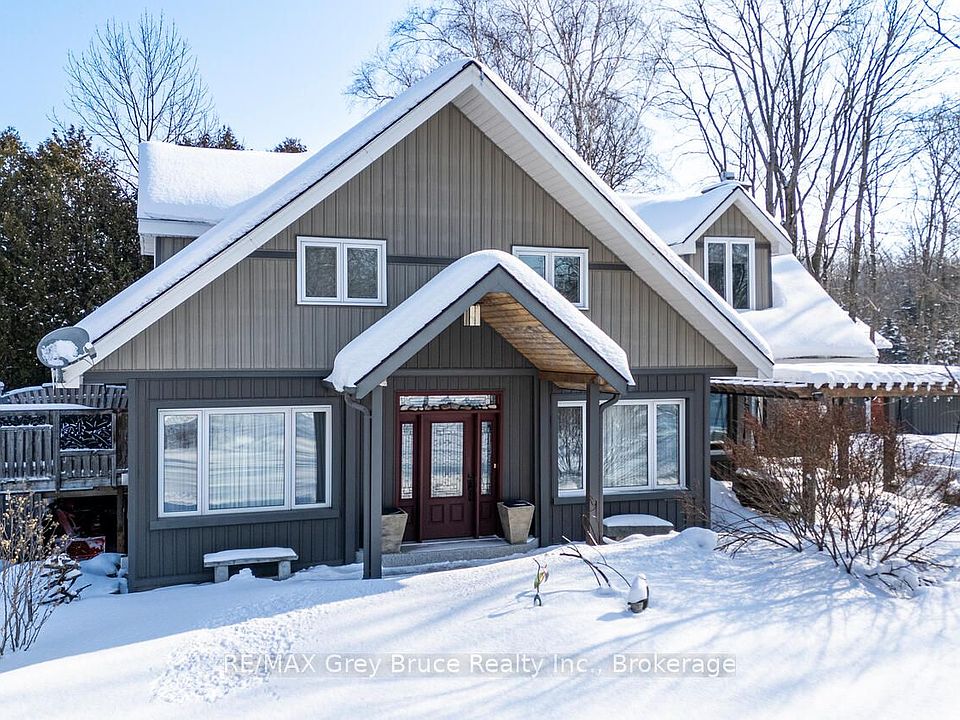 1st image of 424 Huron Rd