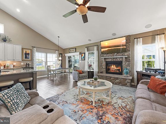 5th image of 30538 Homestead Ct
