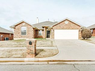 2805 SE 97th St, Moore, OK 73160