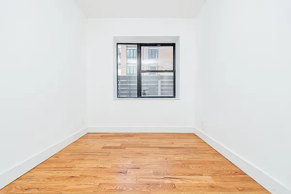 Rented by Nooklyn NYC LLC | media 13