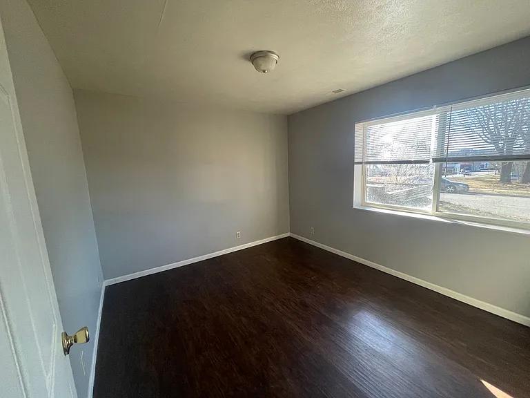 Lincoln Landing Apartments — Photo 18