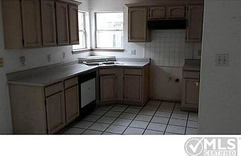 5th image of 12020 Crown Royal Dr