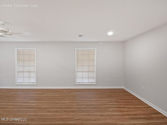 5th image of 1027 Tanglewood Dr