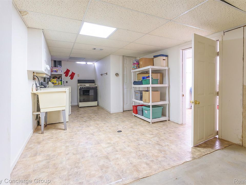 305 Brighton Lake Rd, photo 22