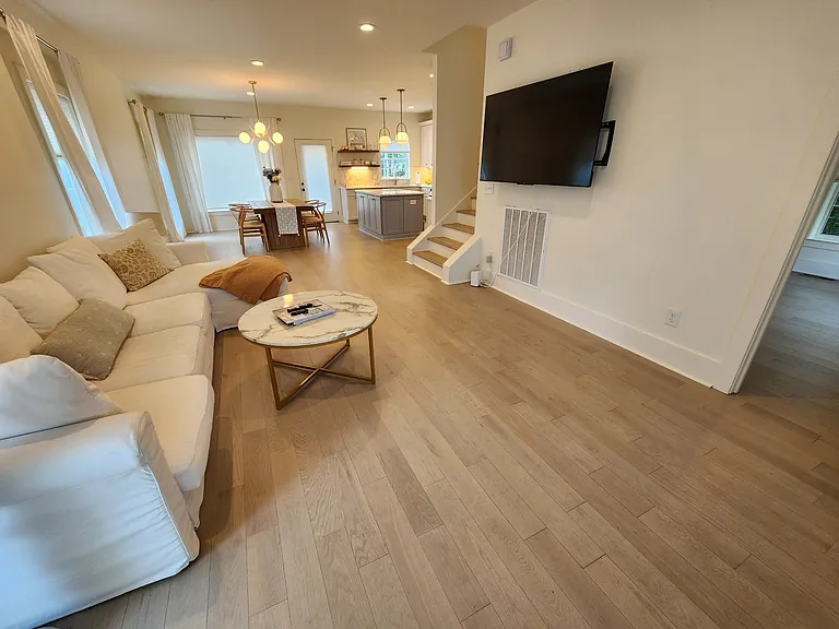 1002 Elvira Ave #A — Photo 5