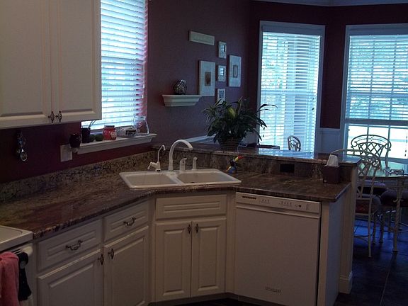 5th image of 8272 Lake James Dr
