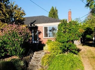 10718 Ashworth Ave N, Seattle, WA 98133