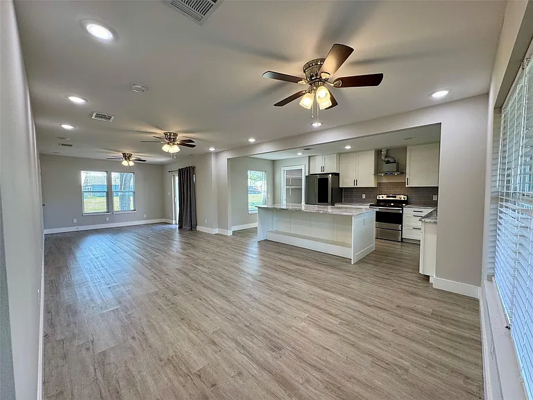 813 Central Ave — Photo 6