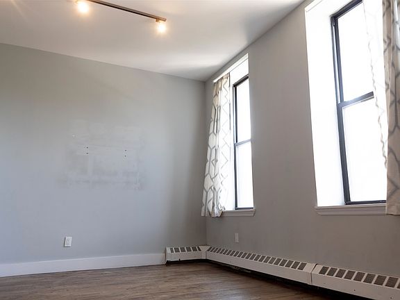 2nd image of 3 E 124th St #3A