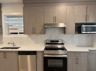 16653 31b Ave, Surrey, BC V3Z 0P9